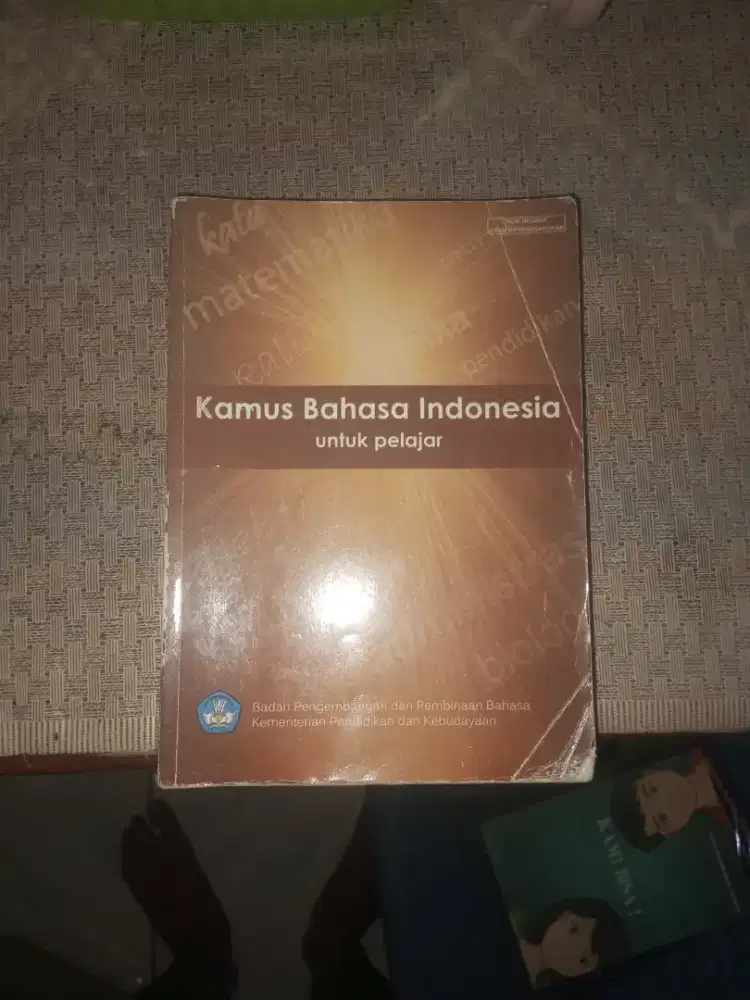 KAMUS BAHASA INDONESIA