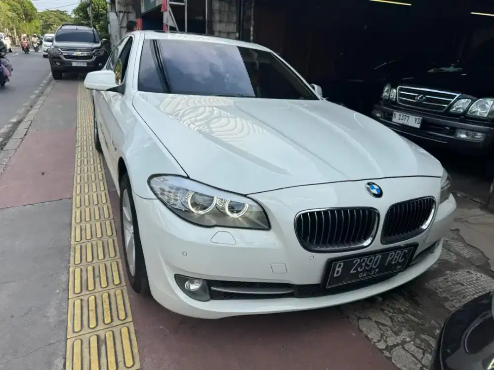 Bmw 528i th 2012 ST sunroof tangan pertama dari baru  Kunci 2
