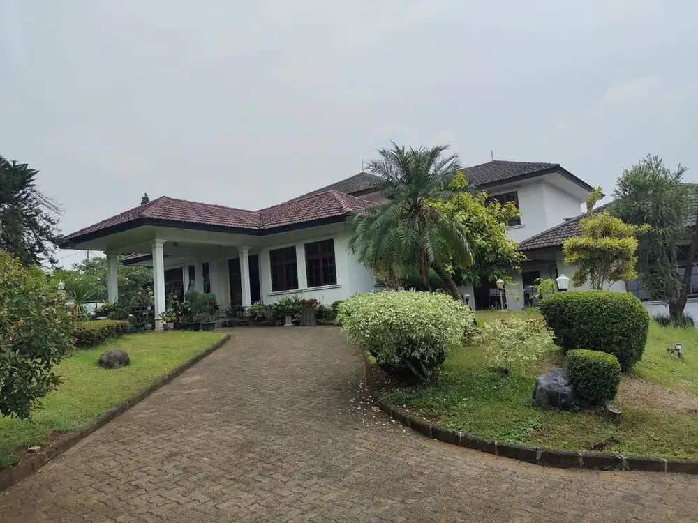 HOT SALE!!!RUMAH MEWAH SUPER LUAS SIAP HUNI LOKASI STRATEGIS ASRI