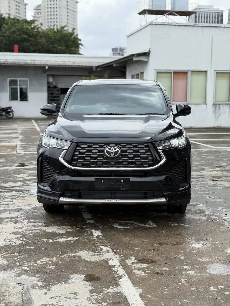 TOYOTA ZENIX HYBRID PROMO