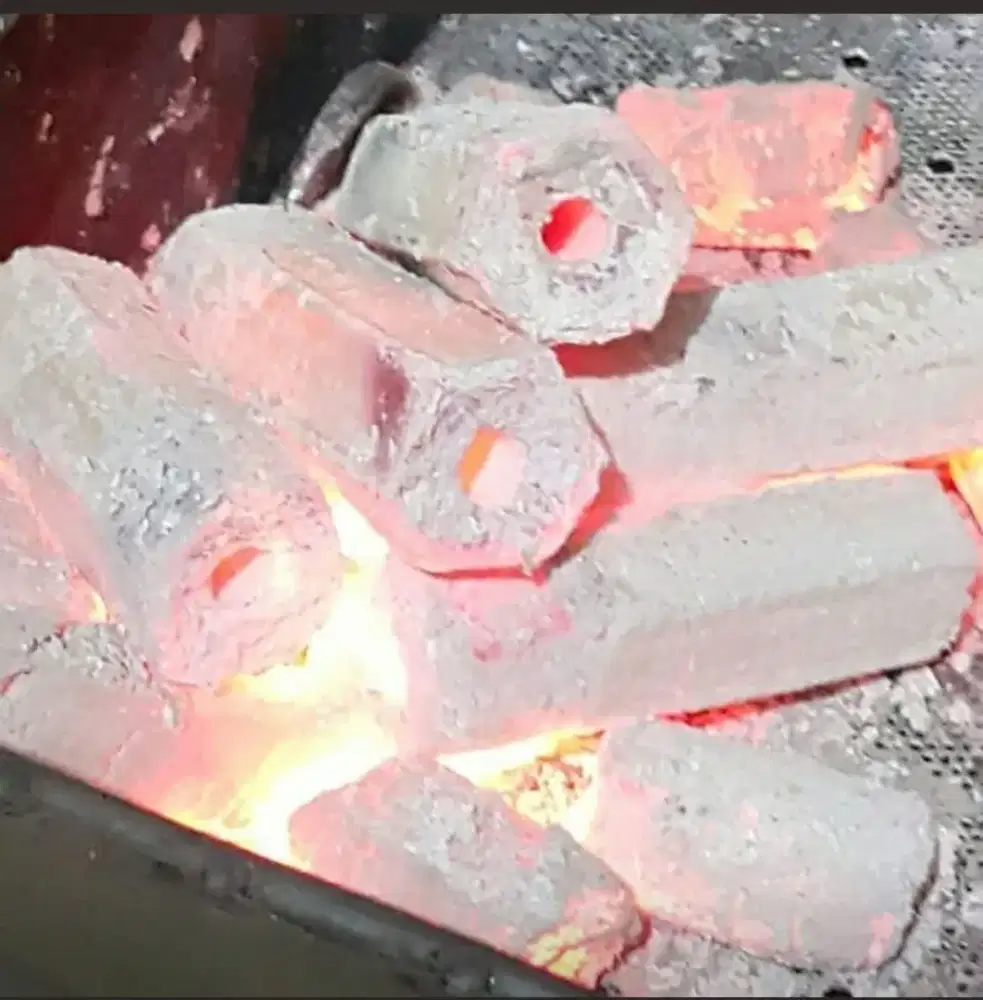 Arang Briket Batok Kelapa BBQ Tanpa Asap 1 kg