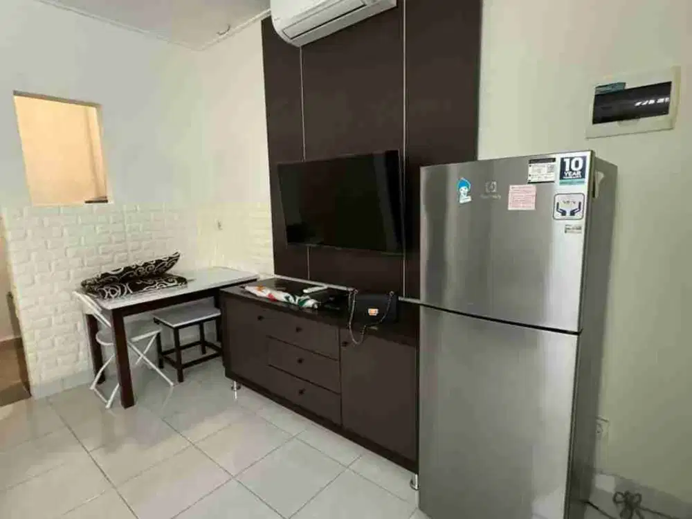 Disewa Murah Rumah Full Furnished Kamar 3 di Martinez Gading Serpong
