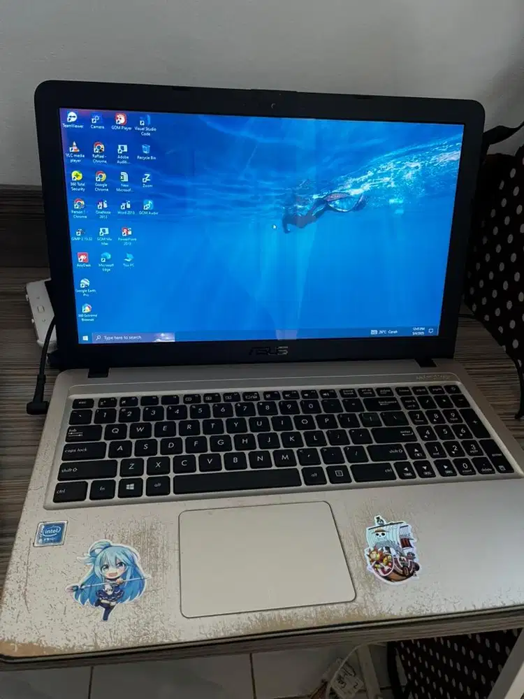 Laptop asus 16