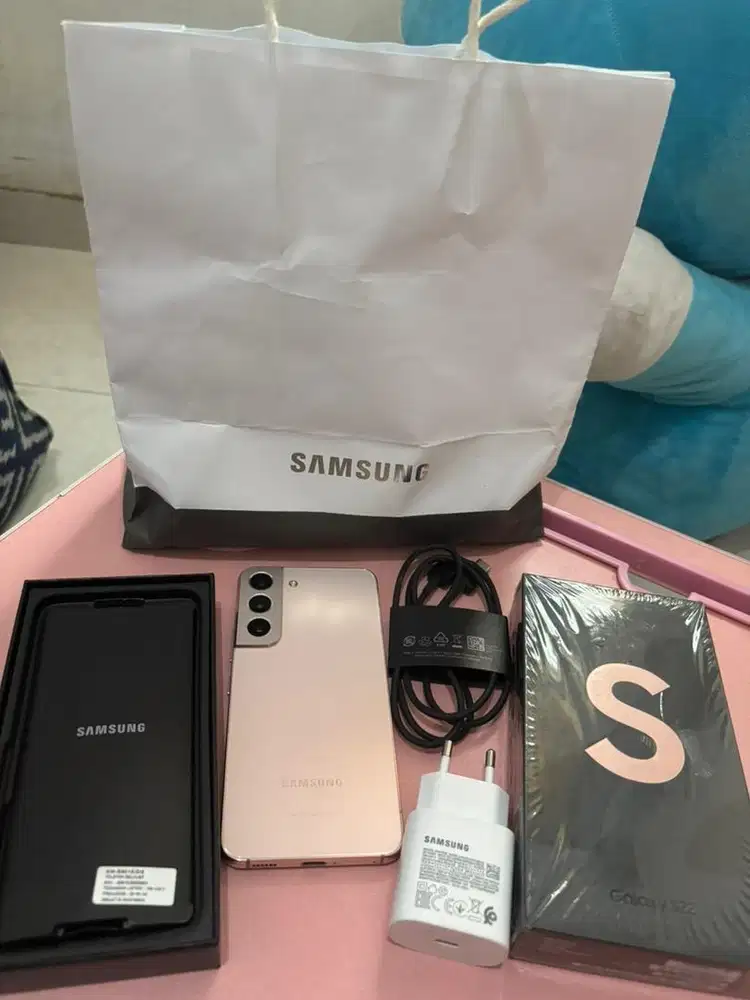 Dijual SAMSUNG GALAXY S22