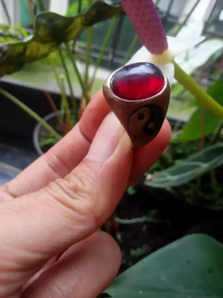 Batu lawasan merah siem ring kuningan no8