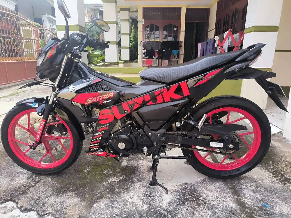 Suzuki Satria Fu FI 150 2020 - Titan Black Red CW