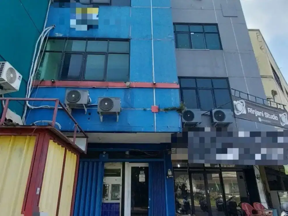 Jual Cepat Ruko Strategis di Jalan Otista Raya 4 Lantai dengan Luas Tanah 4,5 X 15 Harga Nego Sampai Deal