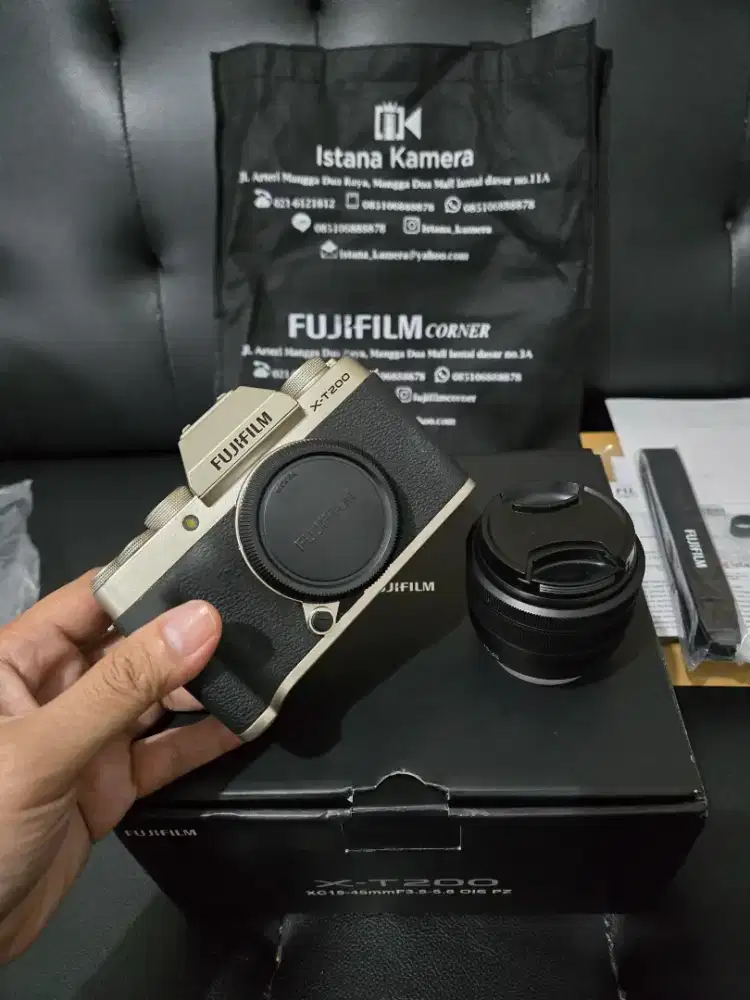 FUJI X-T200 Mulus 95% + Kit 15-45, Mesin Normal, COD Bebas Cek, Nego
