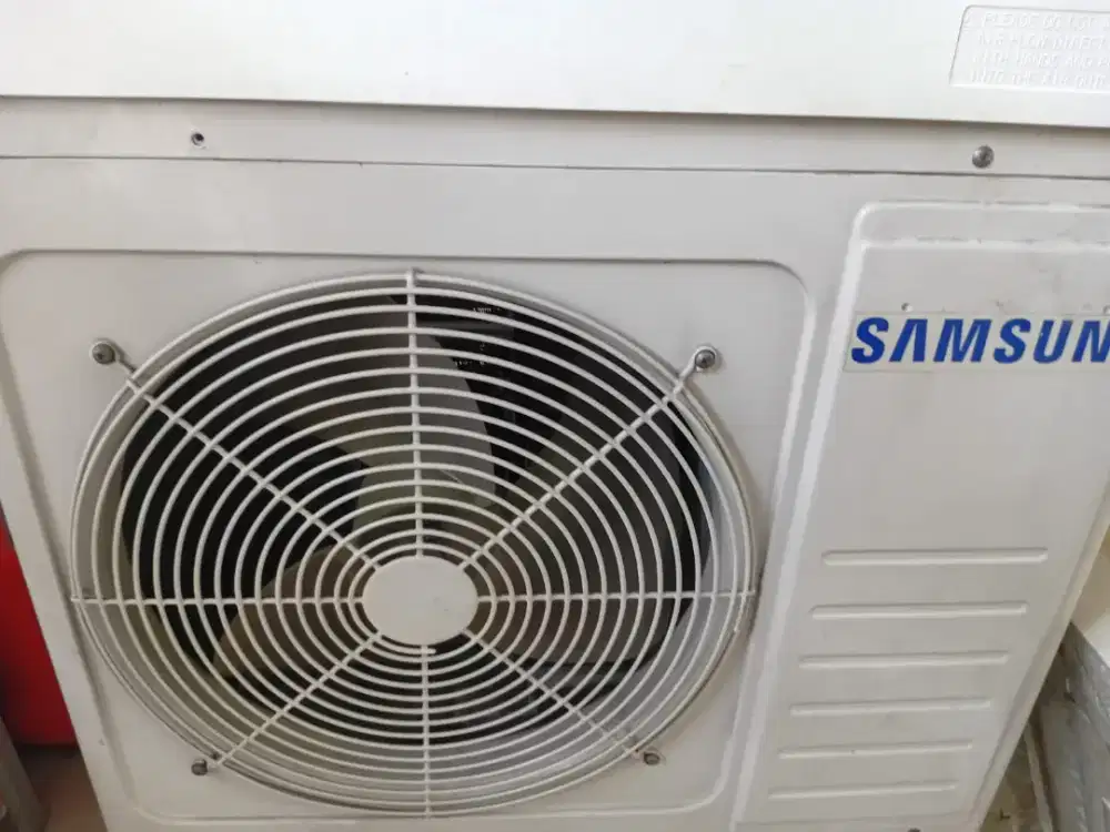 Jual outdoor samsung 1 pk 1 juta
