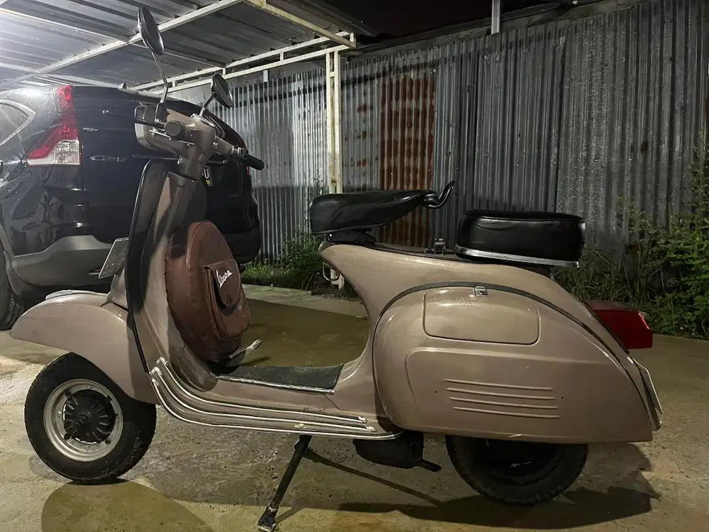 Dijual murah vespa 150 super thn 77