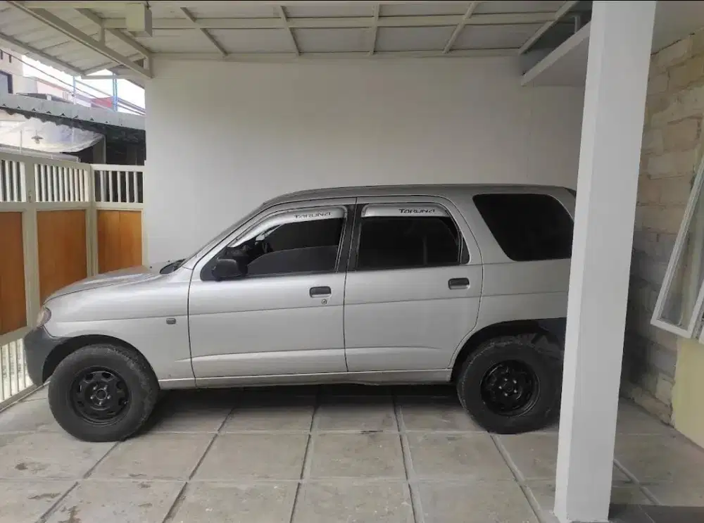 Daihatsu Taruna 2003 Bensin