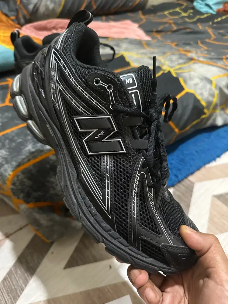 NB 1906R Black silver metallic US 10/44
