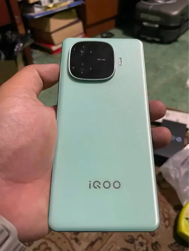 Iqoo z9 5G 8/256GB