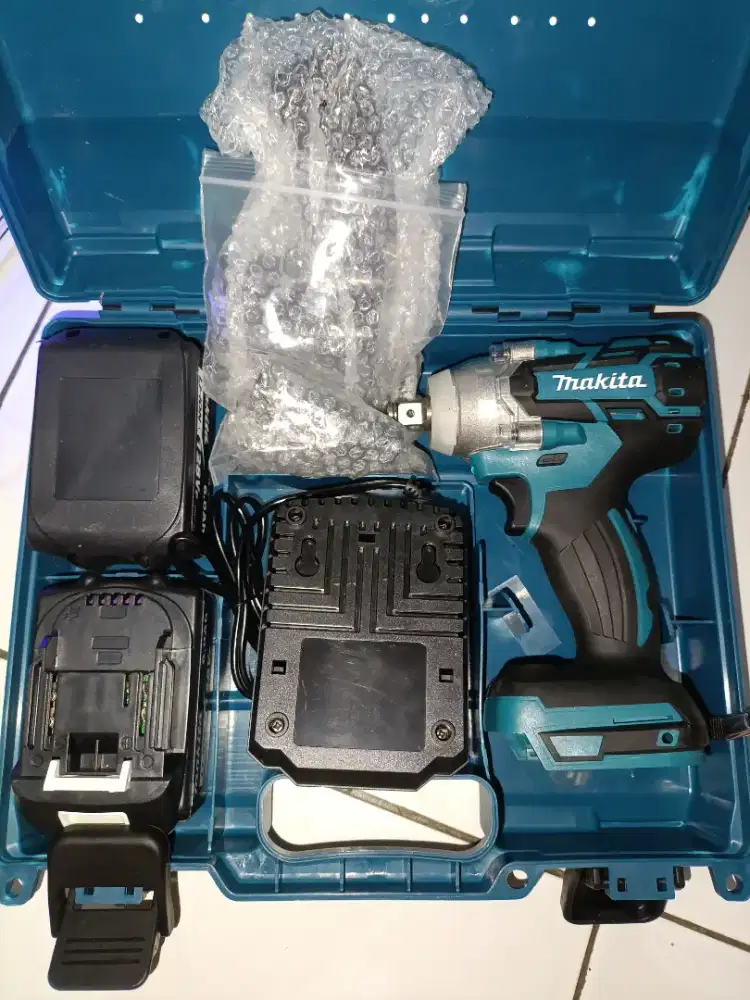 Impact wrench & bor Makita