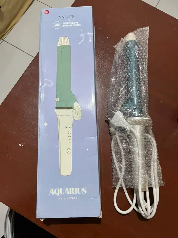 CATOKAN NVMEE AQUARIUS CURLY