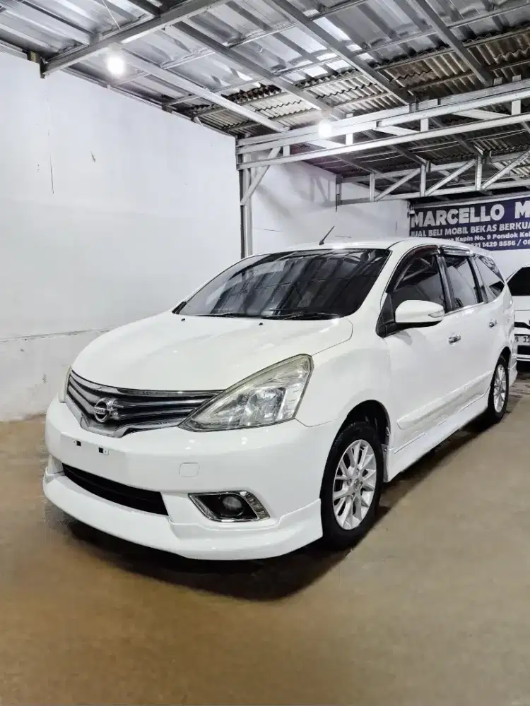 Dp 4 jt Grand Livina Hws a/t 2015