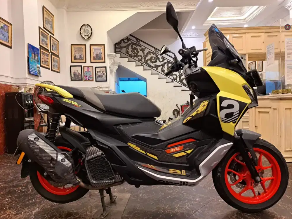 DIJUAL CEPAT MOTOR RAWATAN . APRILLIA SR GT200 CC TH 2022 CAKEP MULUS