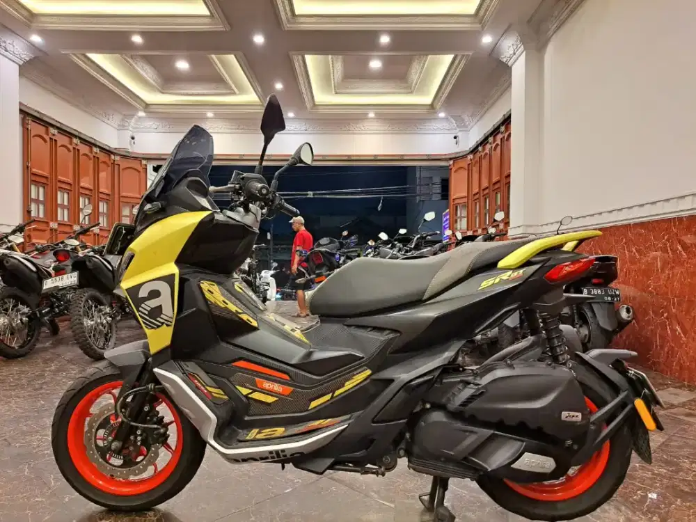 DIJUAL CEPAT MOTOR RAWATAN . APRILLIA SR GT200 CC TH 2022 CAKEP MULUS