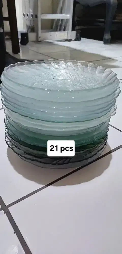 21 pcs piring makan