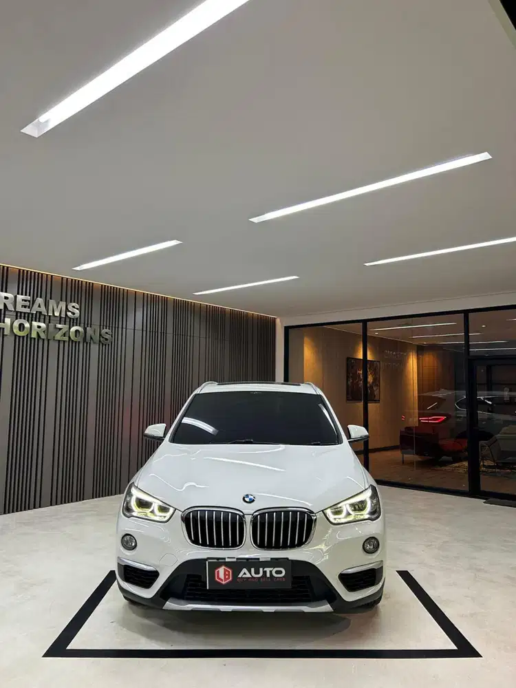 BMW X1 SDrive18i xLine AT Panoramic 2020 Putih Nik 2019 B1755SS Km26rb