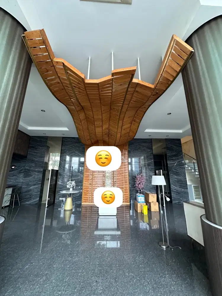 DISEWAKAN BANGUNAN KOMERSIAL STRATEGIS EMERALD MANSION CITRALAND!