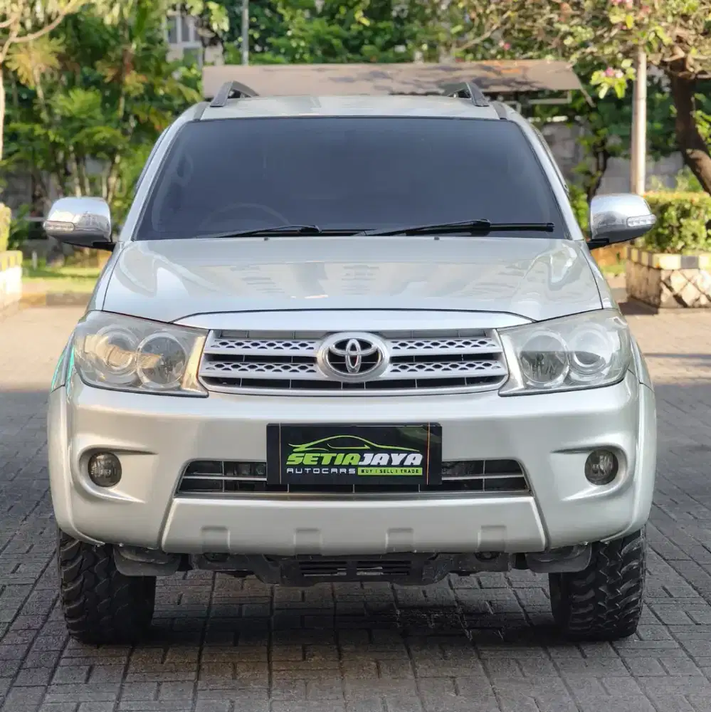 Toyota fortuner G 4x2 matic disel 2009
