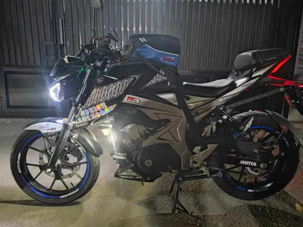 GSX S150 hitam doff