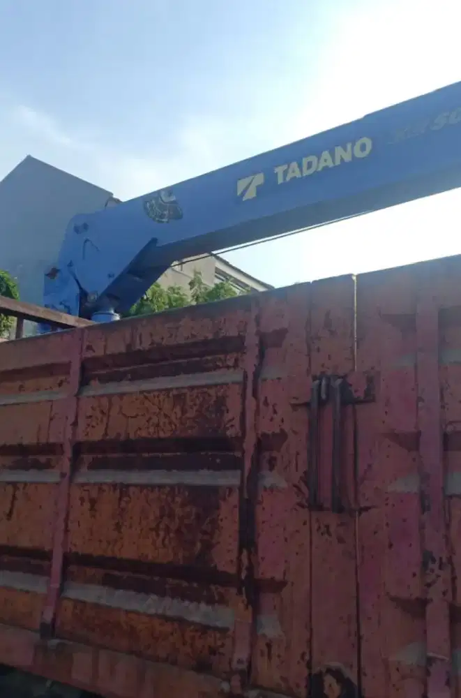 Crane tadano kapasitas 5 Ton