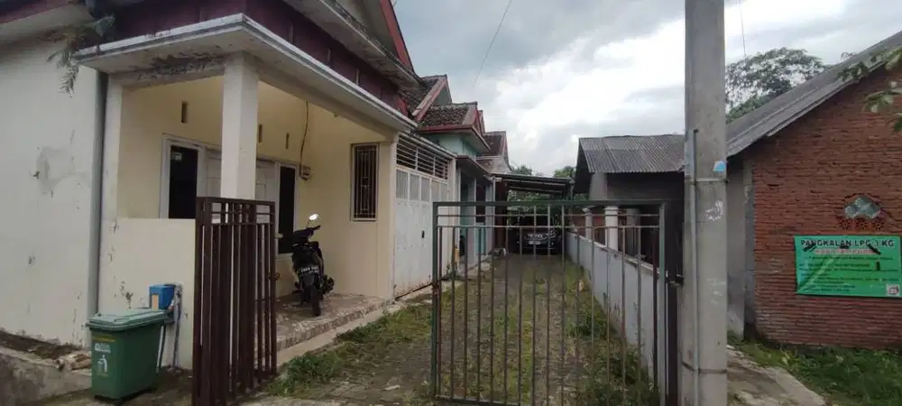 Rumah dijual atau kontrak