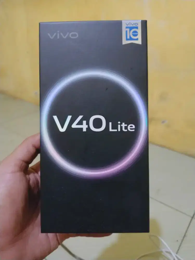Vivo v40 4G lite 8+8/256