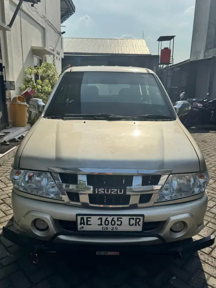Isuzu new Panter ls turbo tahun 2006
