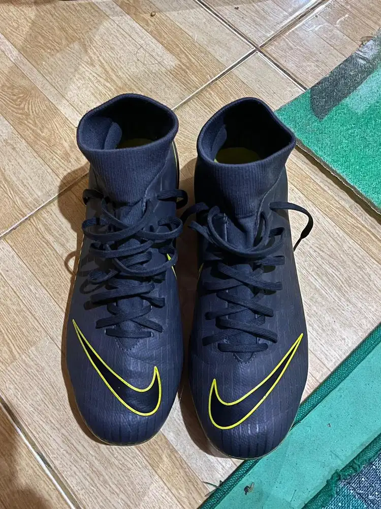Jual sepatu bola nike mercuri 100% original ukuran 39