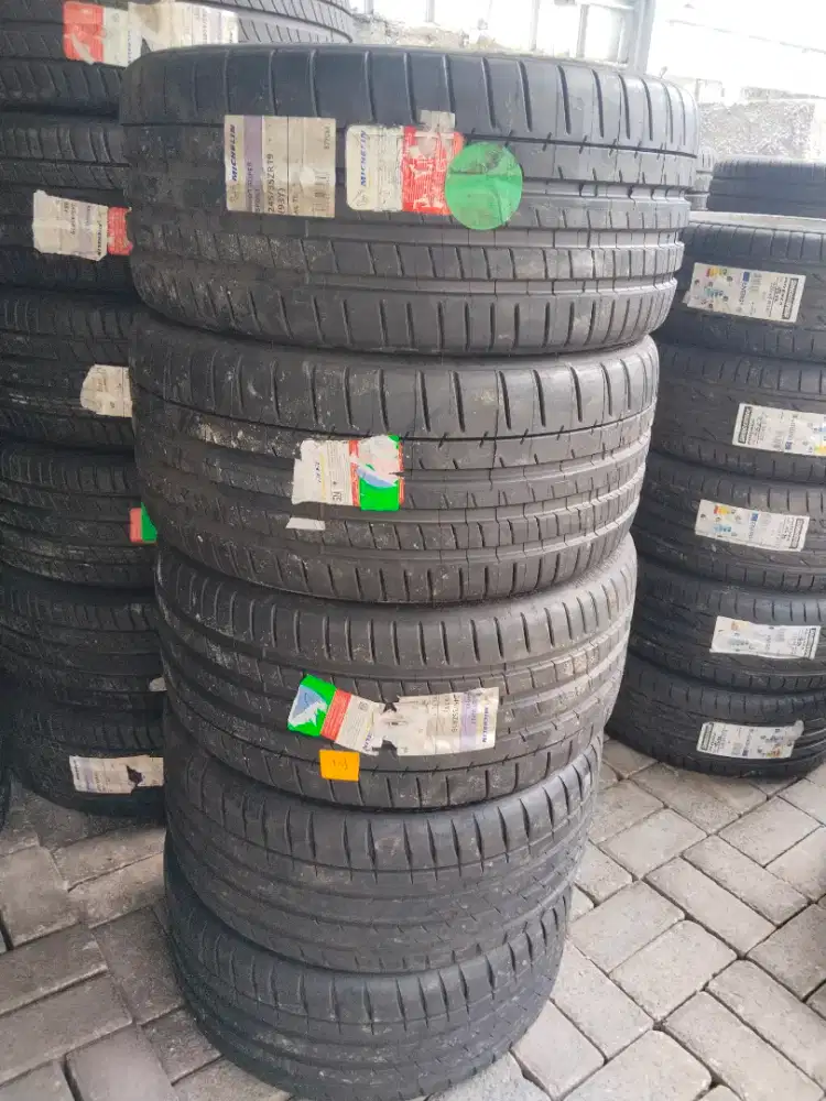 Ban 265/35/19 Michelin Super Sport