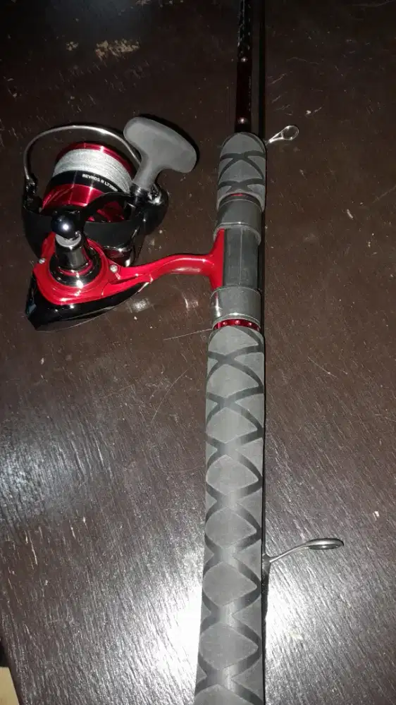 Set joran Daiwa Magoi-G, reel Daiwa Revros R LT 3000