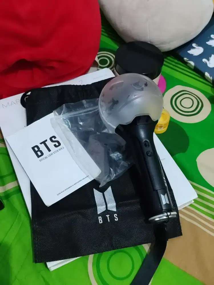 Light Stick Armybomb Ver 3 & Album BTS