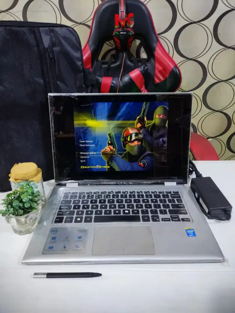 Laptop DELL TOUCHSCREEN FLIP 13 7348 Core i7 RAM 8Gb SSD 256Gb SLIM