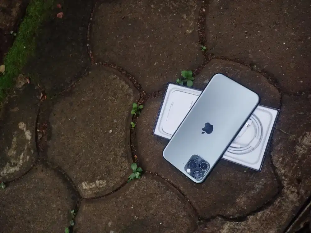 iPhone 11 pro 256gb sungguh baru
