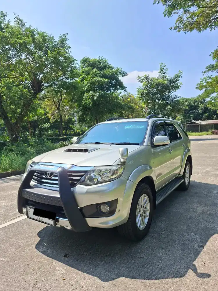 (Harga Cash) Fortuner Diesel 2.5 G VNT AT NIK 2014