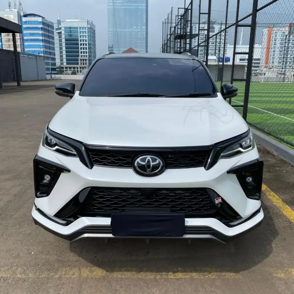 TOYOTA FORTUNER LEGENDER