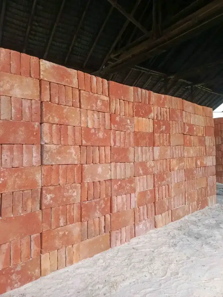 BATA MERAH BANJARNEGARA