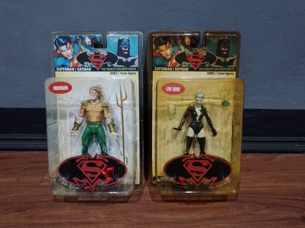AQUAMAN & LIVE WIRE DC Superman Batman Series 7 Action Figure (2 Unit)