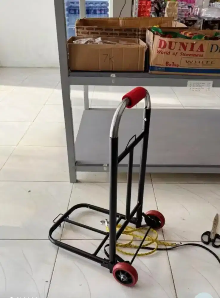 TROLLI LIPAT PORTABLE