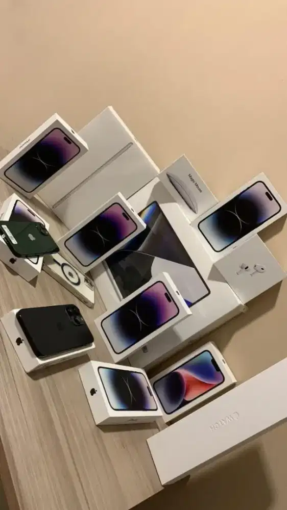 yang mau jual iPhone bisa DM