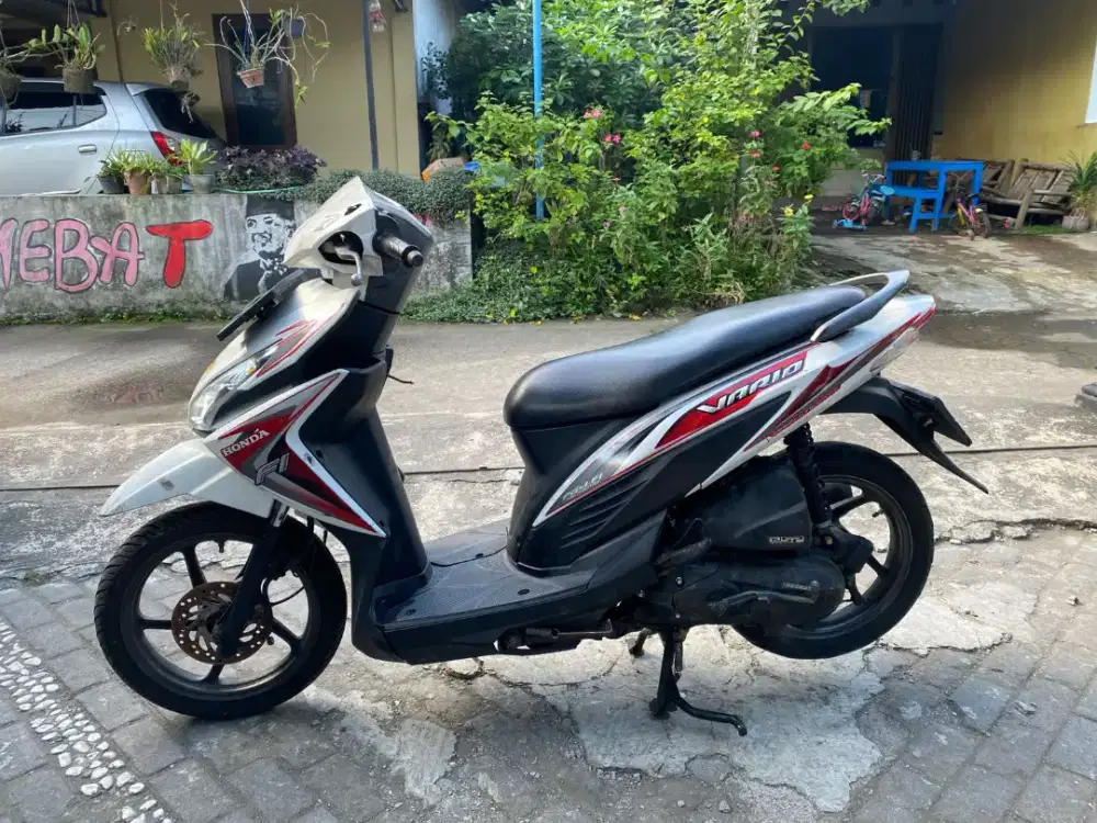 Vario esp stater halus THN 2016 plat A Tangerang