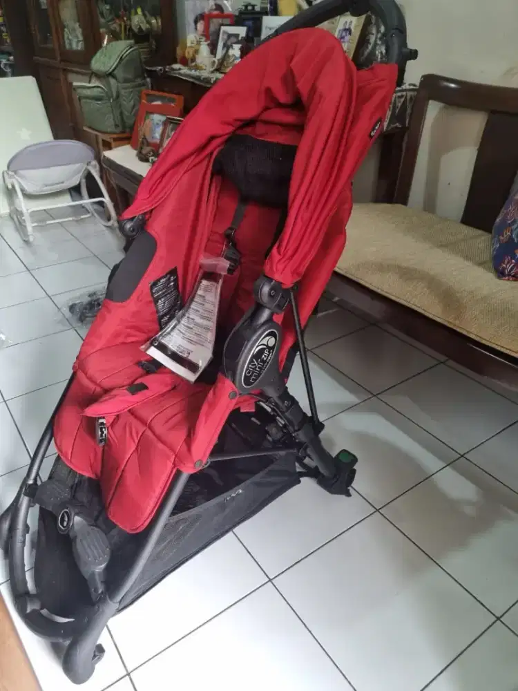 Baby jogger stroller