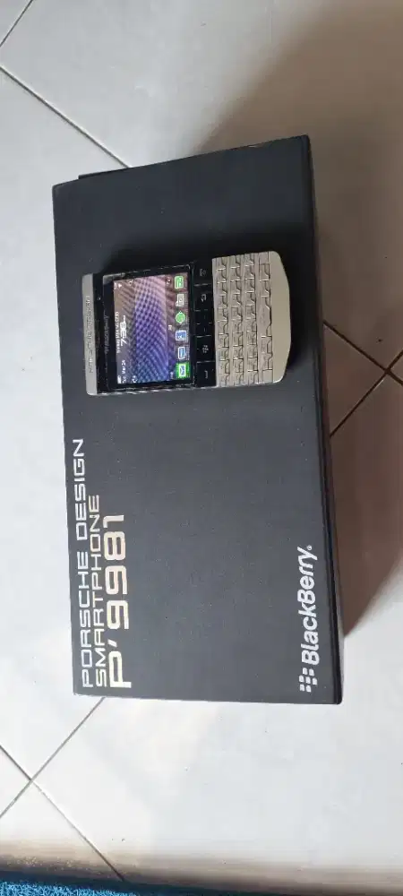 Blackberry Porsche