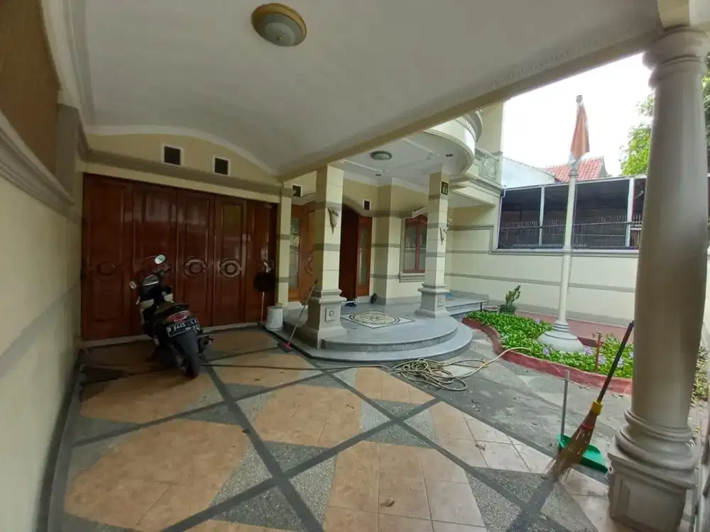 Rumah Siap Huni Terawat Tengah Kota di Mainroad Suryalaya Raya Bandung