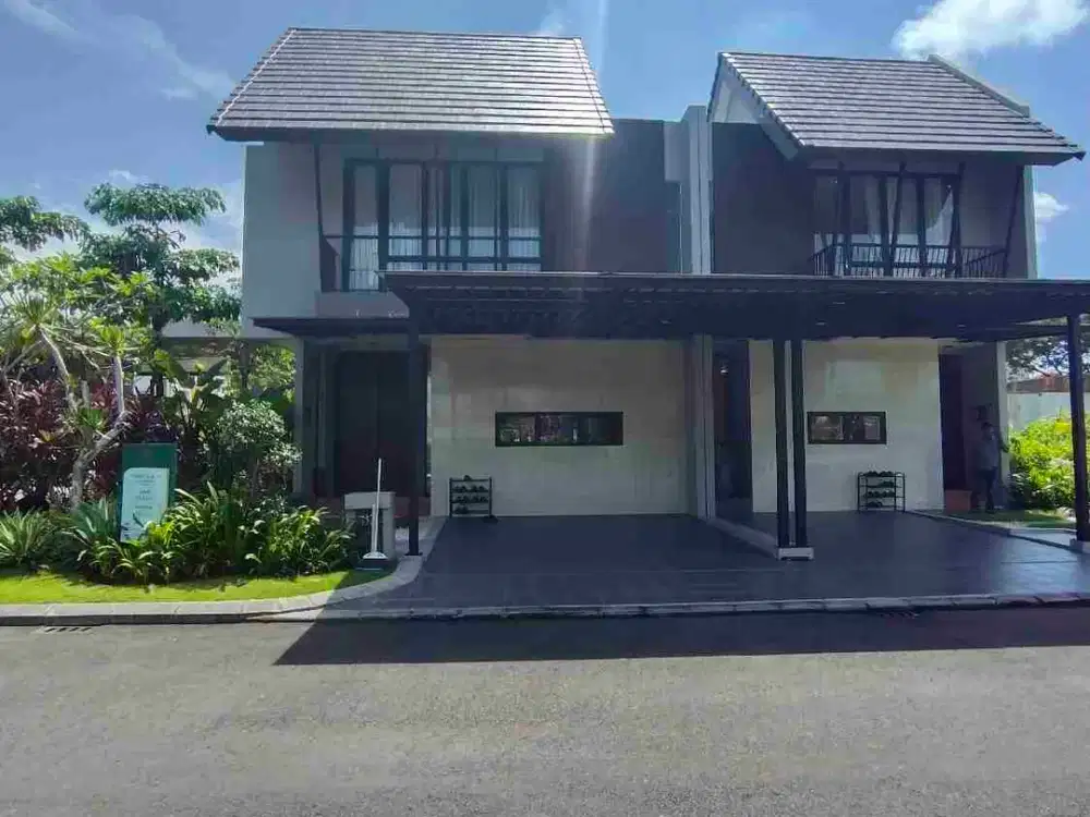 Rumah mewah dgn fasilitas lengkap