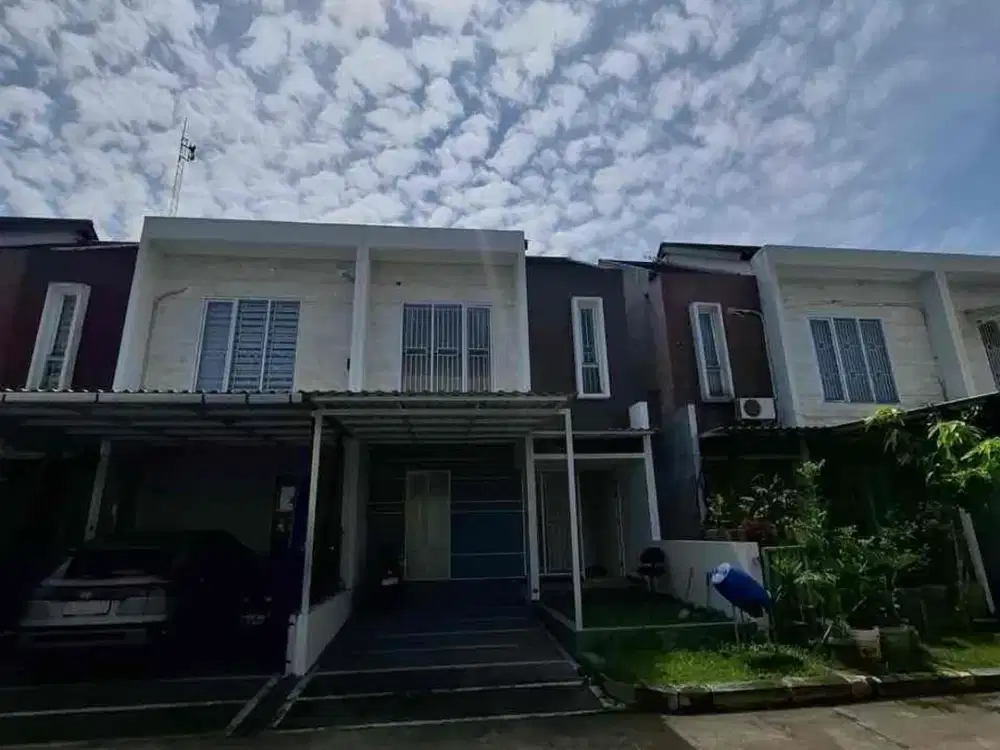 sewa rumah 2 lantai taman kopo indah 5 hadap selatan