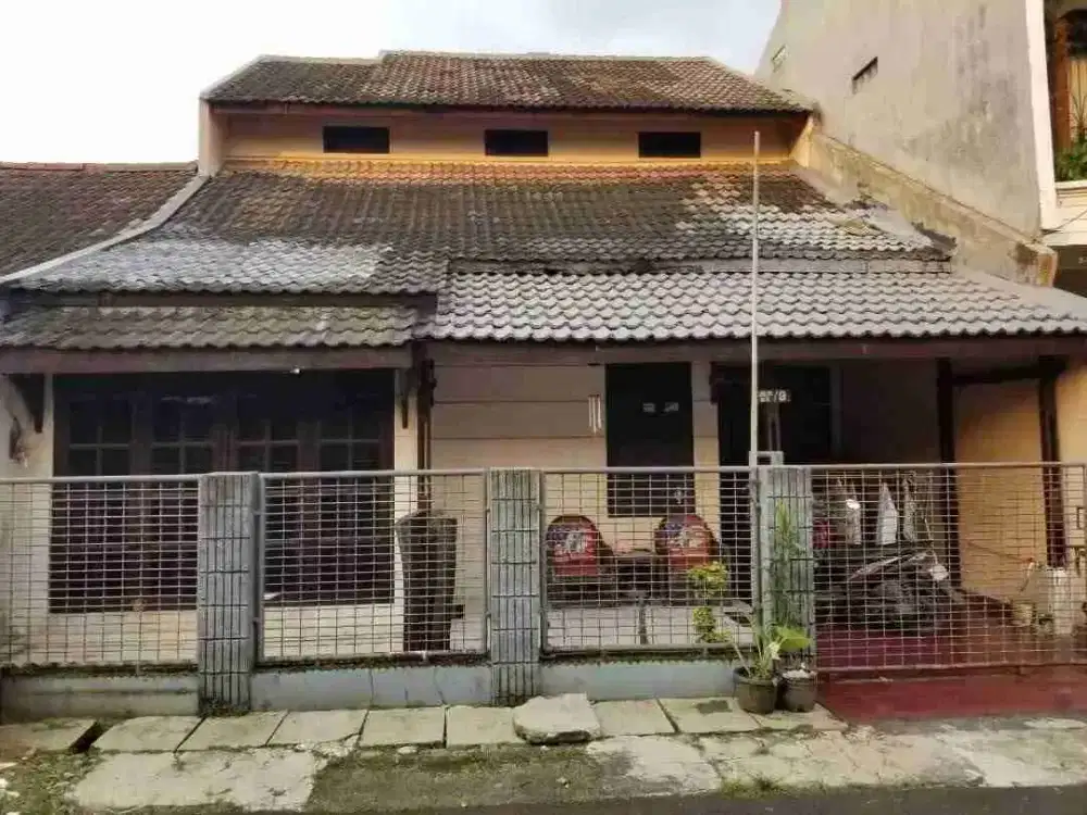 Dijual Murah Rumah di Perumahan Bukit Indah Serua Ciputat Tangsel